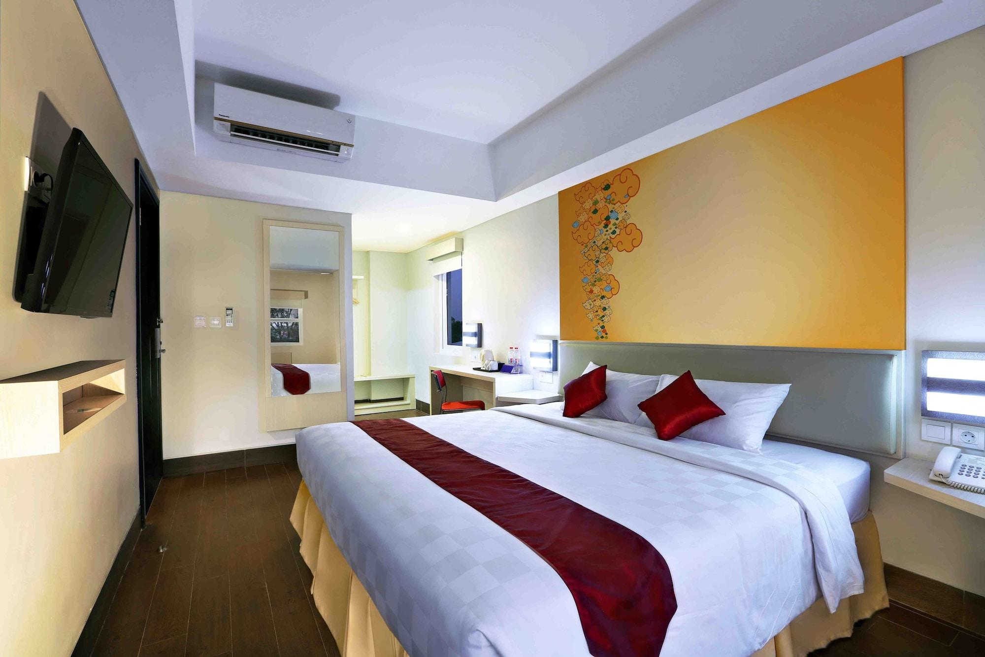 Cordela Hotel Cirebon Buitenkant foto